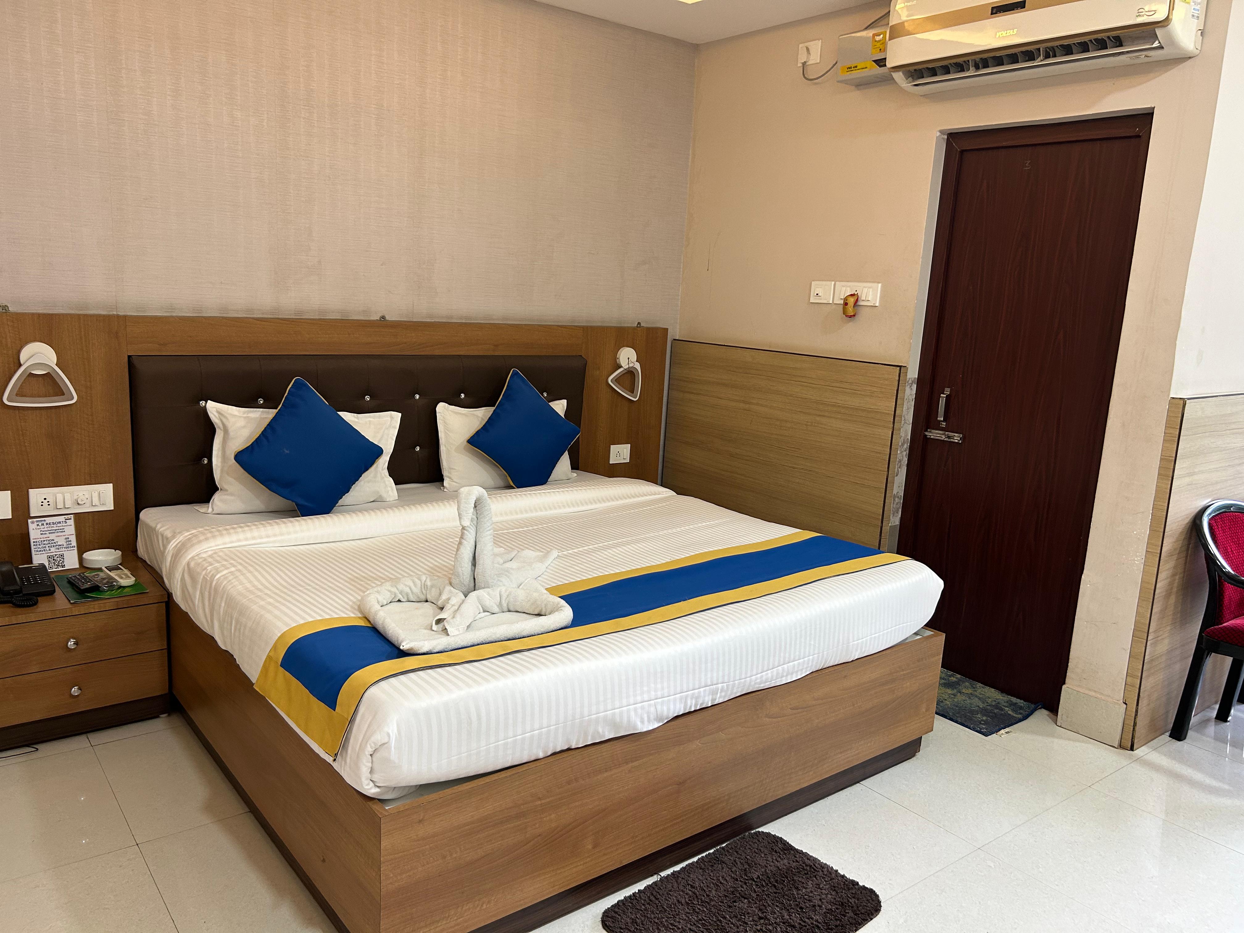 Excutive Hill view Room